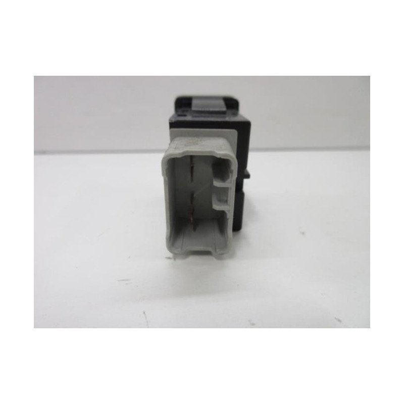 Bouton/interrupteur Suzuki Swift 3 (1)