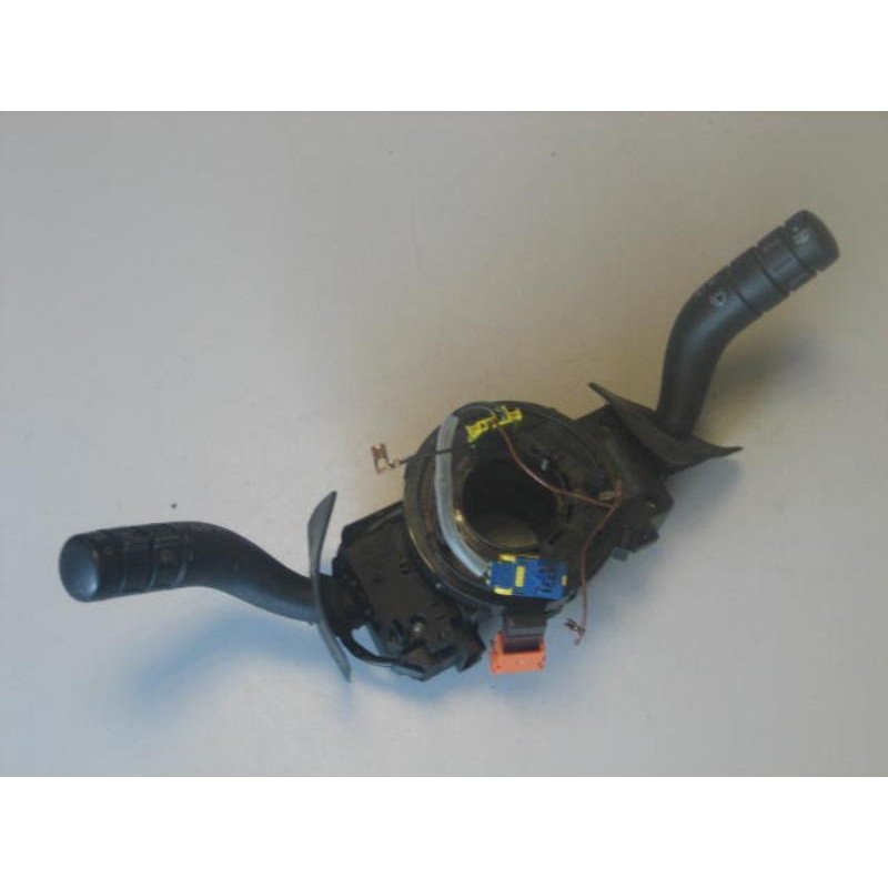 Com (bloc Contacteur Tournant+commodo Essuie Glace+commodo Phare) Volkswagen Fox (1)