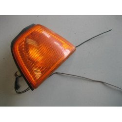 Optique Avant Secondaire Droit (feux)(clignotant) Audi 80 3 Phase 1 (1)