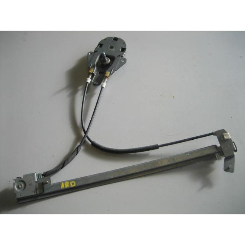 Leve Vitre Mecanique Arriere Droit Peugeot 806 Phase 1 (1)