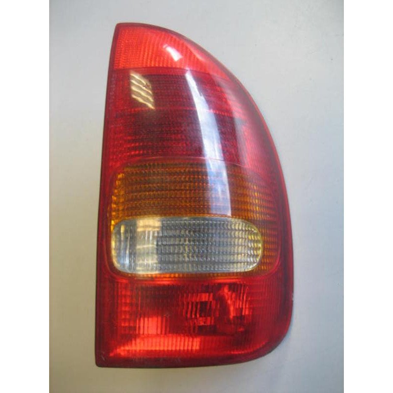 Feu Arriere Principal Droit (feux) Opel Corsa B Phase 2 (1)