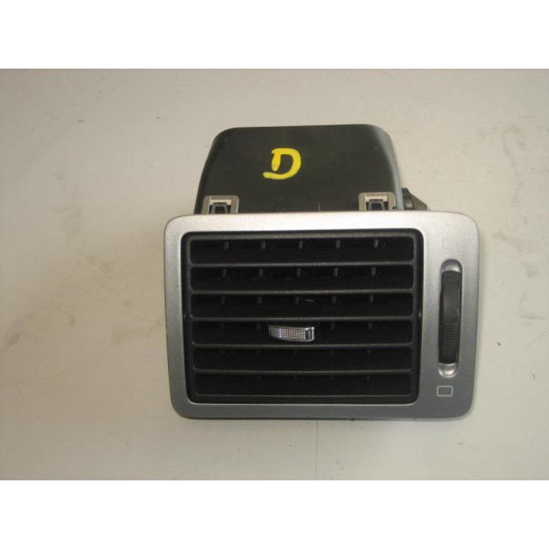 Aerateur Tableau De Bord Avant Droit Peugeot 307 Phase 1 (1)