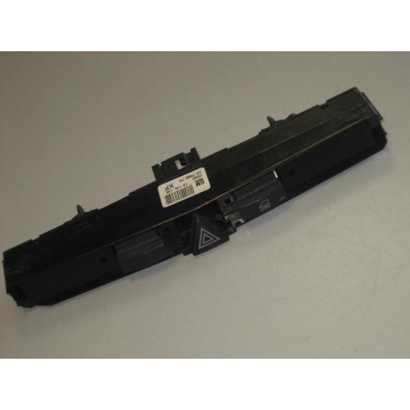 Bouton De Warning Opel Astra H Phase 1 (1)