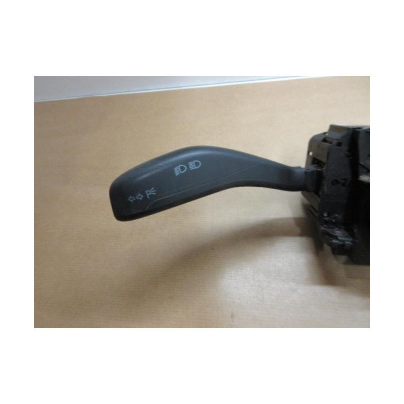 Com (bloc Contacteur Tournant+commodo Essuie Glace+commodo Phare) Volkswagen Polo 4 Phase 1 (1)