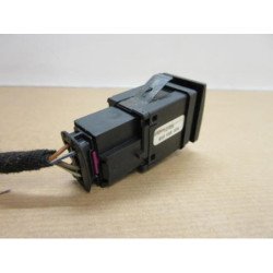 Bouton De Warning Volkswagen Polo 4 Phase 1 (2)