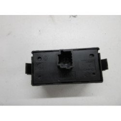 Bouton De Warning Dacia Dokker Phase 2 (2)