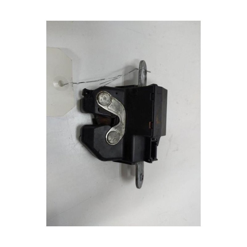 Serrure De Coffre Fiat Punto Evo 3 (1)