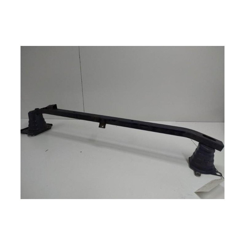 Renfort Pare Choc Avant (traverse) Nissan Micra 3 Phase 1 (1)