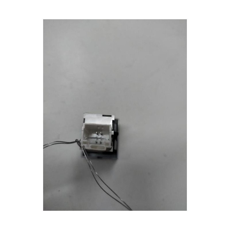 Bouton De Warning Peugeot 508 1 Phase 1 (1)