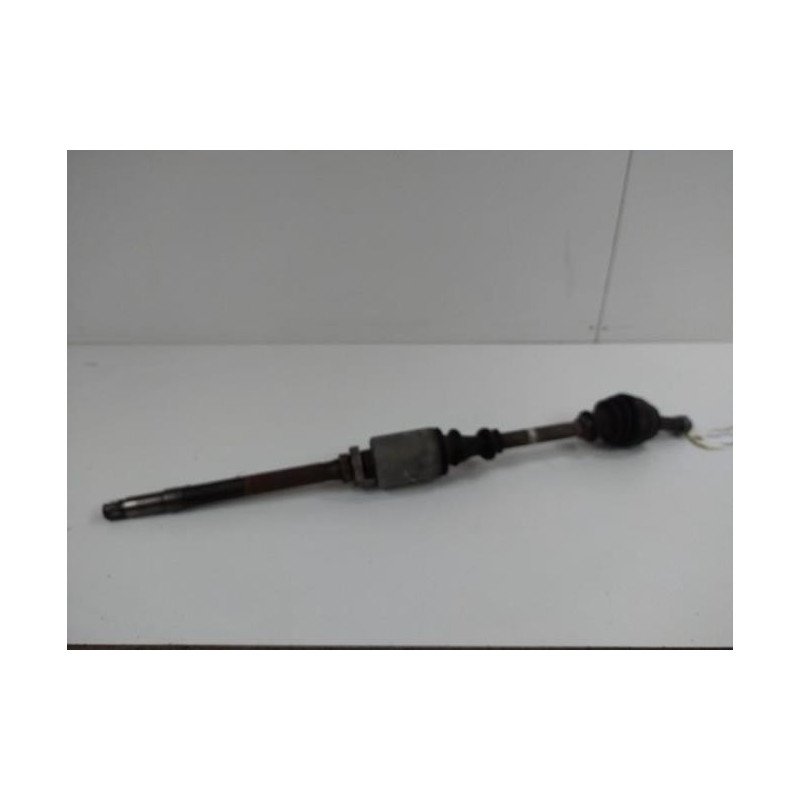 Cardan Droit (transmission) Peugeot 205 Phase 2 (1)