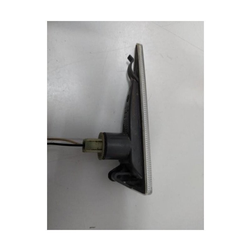Repetiteur Clignotant Avant Droit  (feux) Renault Scenic 2 Phase 1 (1)