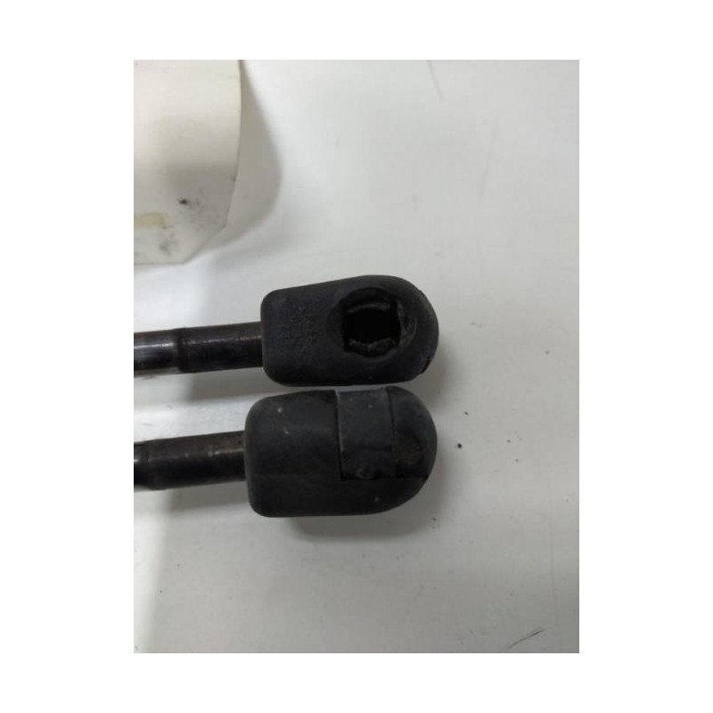 Verin De Coffre Renault Scenic 2 Phase 1 (1)