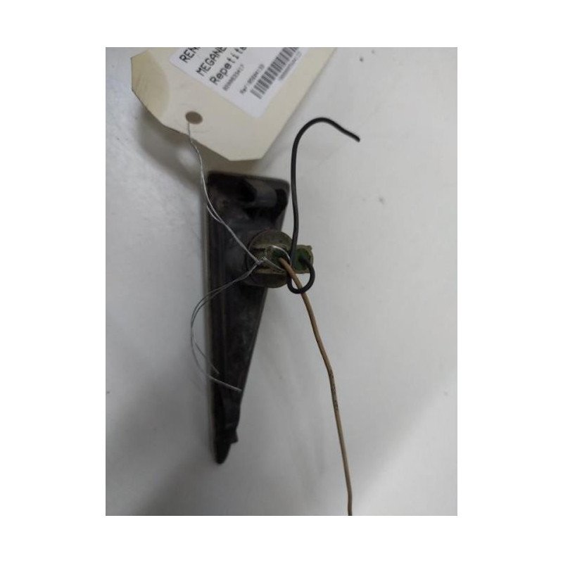 Repetiteur Clignotant Avant Droit  (feux) Renault Megane 2 Phase 1 (1)