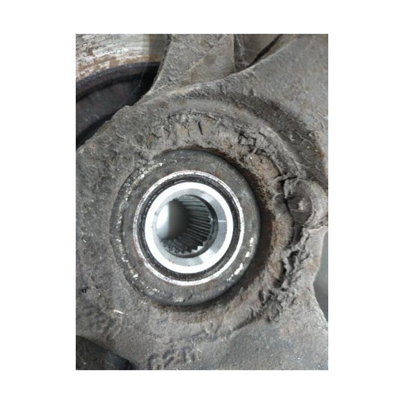 Pivot De Moyeu Avant Droit Suzuki Swift 3 (1)