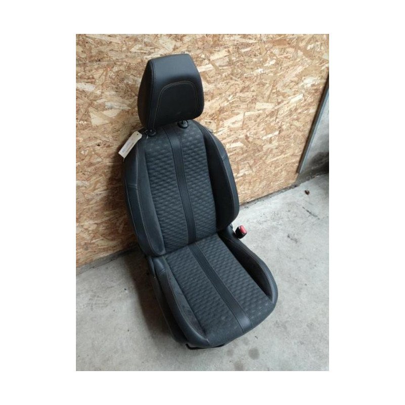 Siege Avant Droit Peugeot 208 2 (1)