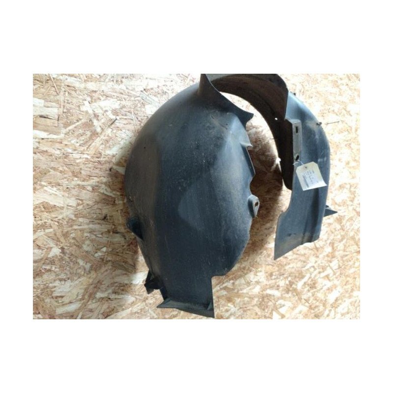 Pare Boue Avant Gauche Ford Kuga 1 (1)