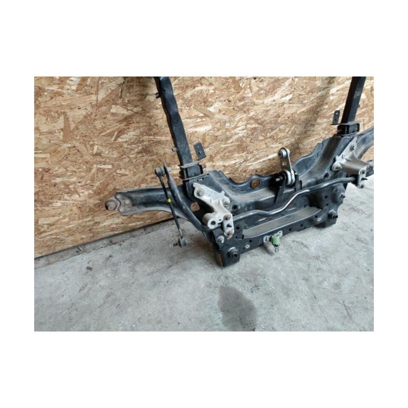 Berceau Avant Renault Megane 4 Phase 1 Break (1)