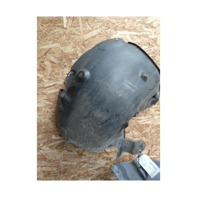 Pare Boue Avant Gauche Renault Scenic 2 Phase 1 (1)