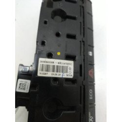 Bouton De Warning Renault Clio 5 (1)