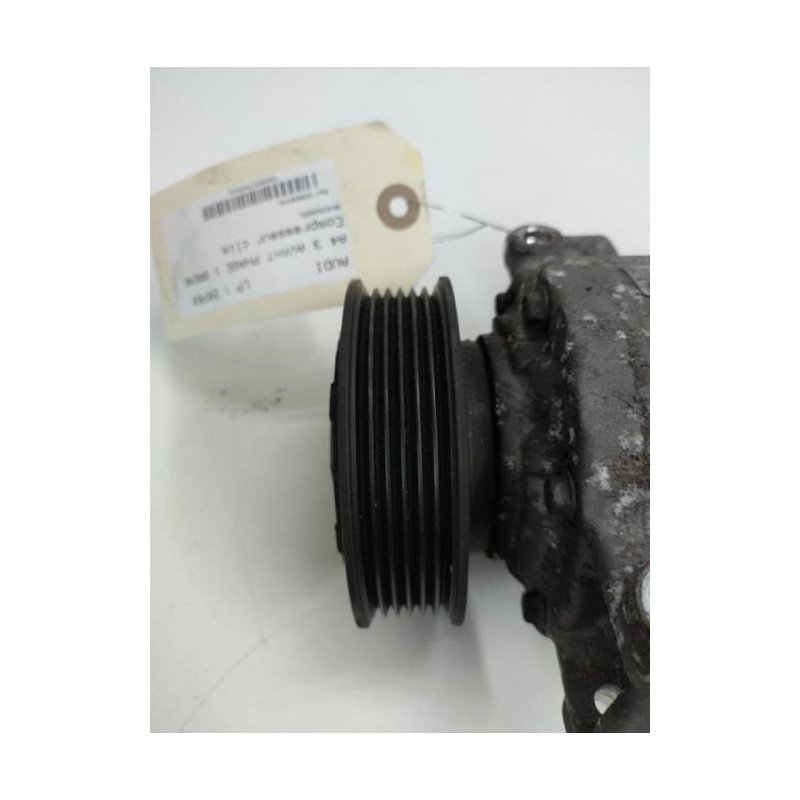 Compresseur Clim Audi A4 3 Avant Phase 1 Break (1)