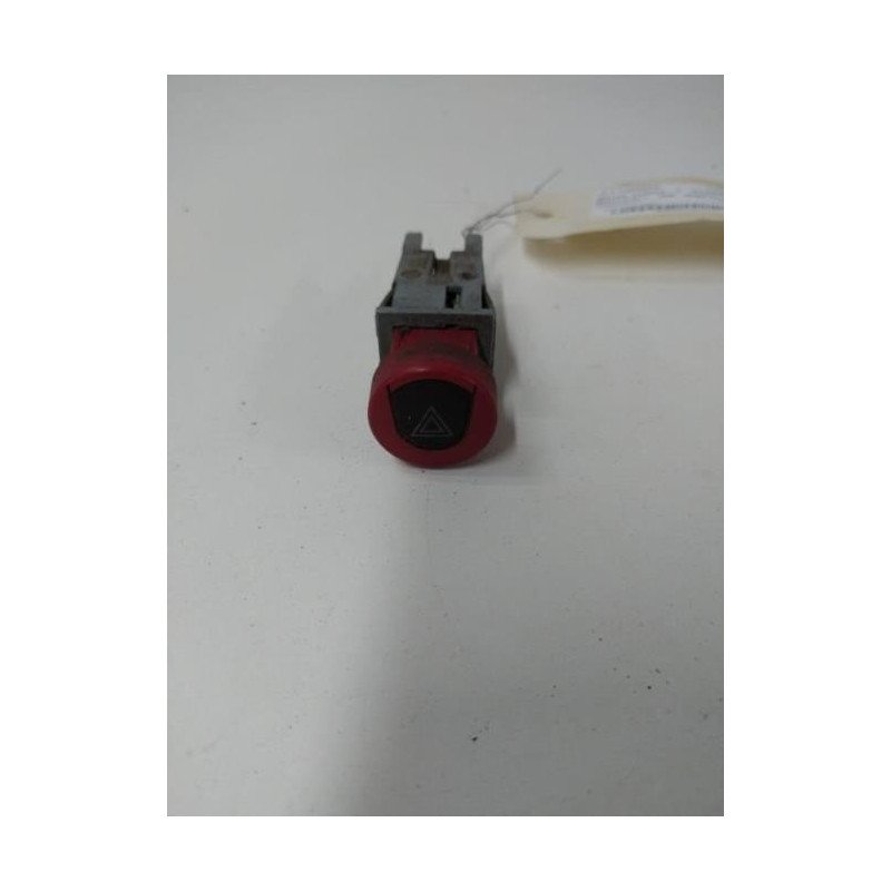 Bouton De Warning Citroen Berlingo 1 Phase 1 (1)