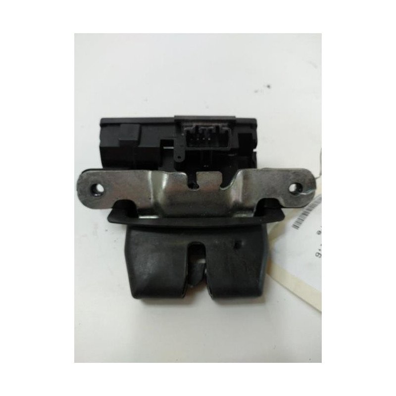 Serrure De Coffre Ford Fiesta 6 Phase 1 (1)