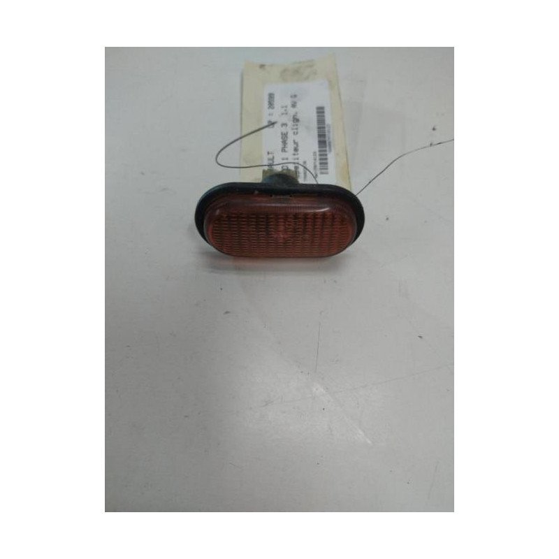 Repetiteur Clignotant Avant Gauche (feux) Renault Clio 1 Phase 3 (1)