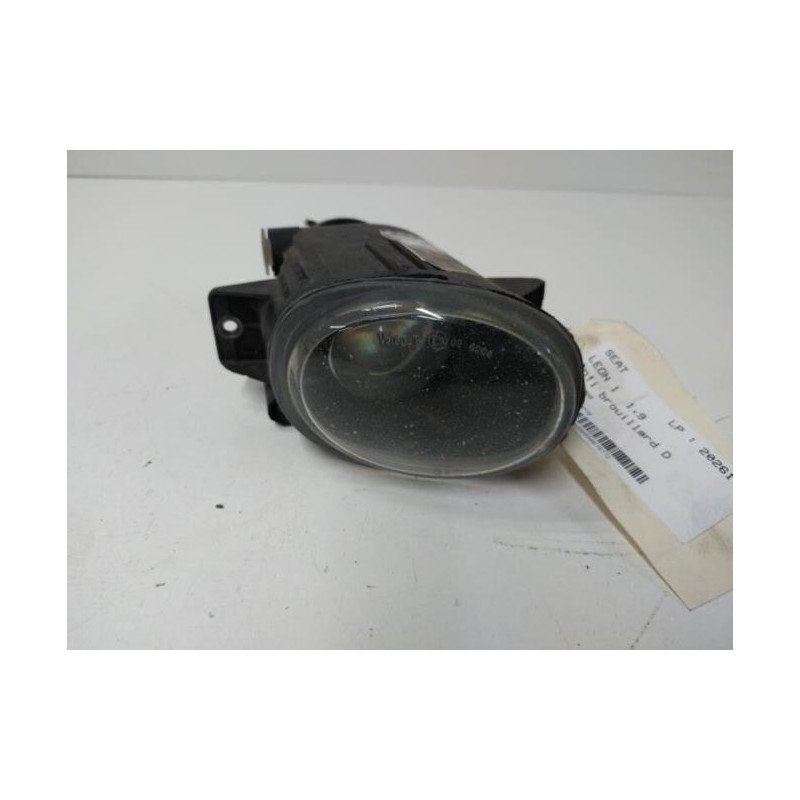 Anti Brouillard Droit (feux) Seat Leon 1 (1)