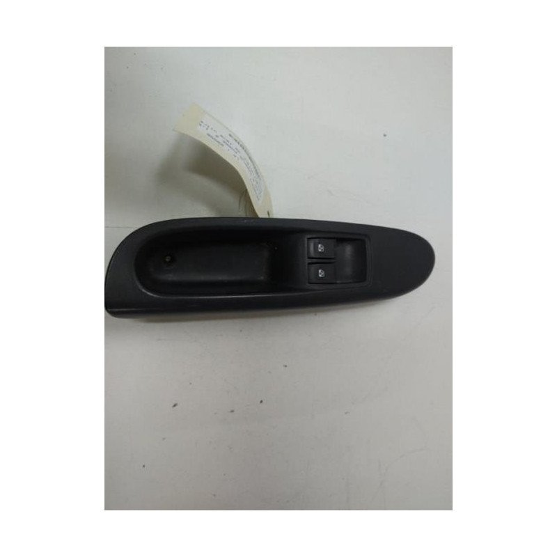 Interrupteur De Leve Vitre Avant Gauche Renault Clio 2 Campus Phase 2 (1)