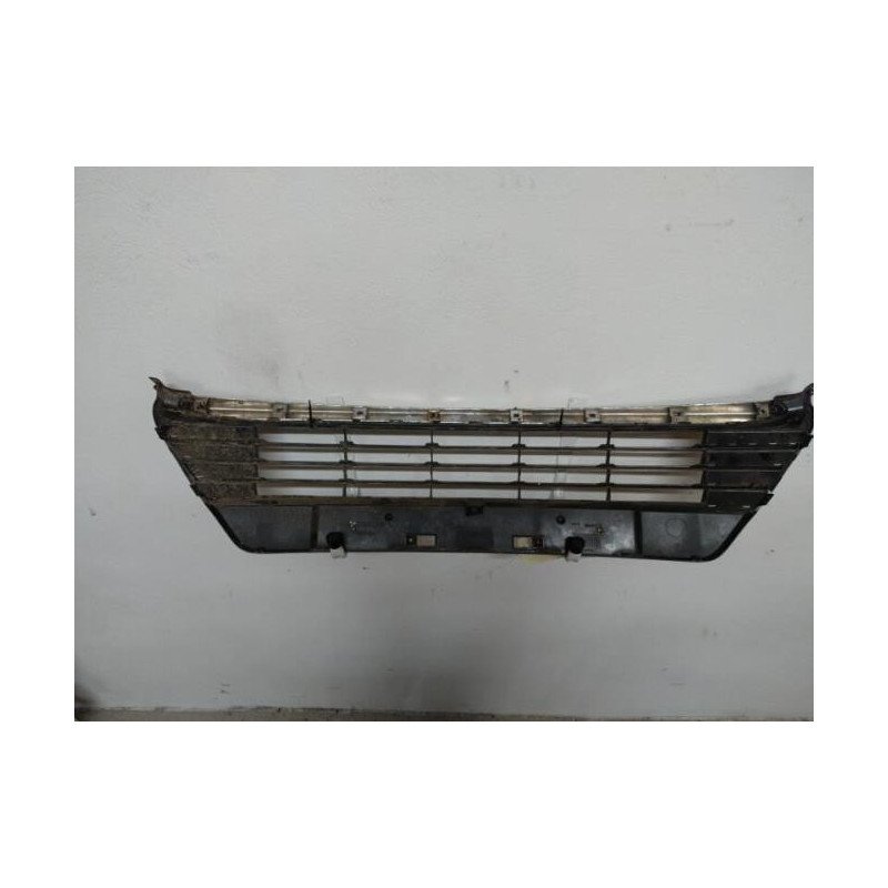 Grille De Pare Choc Toyota Auris 2 Phase 1 (1)