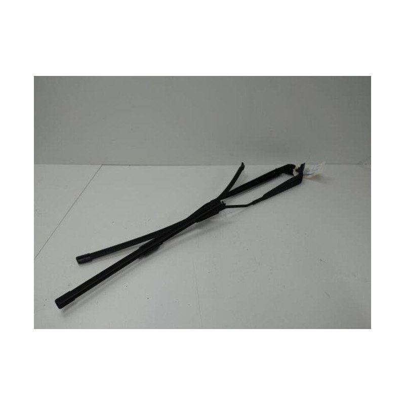 Bras Essuie Glace Avant Citroen C4 Cactus (1)