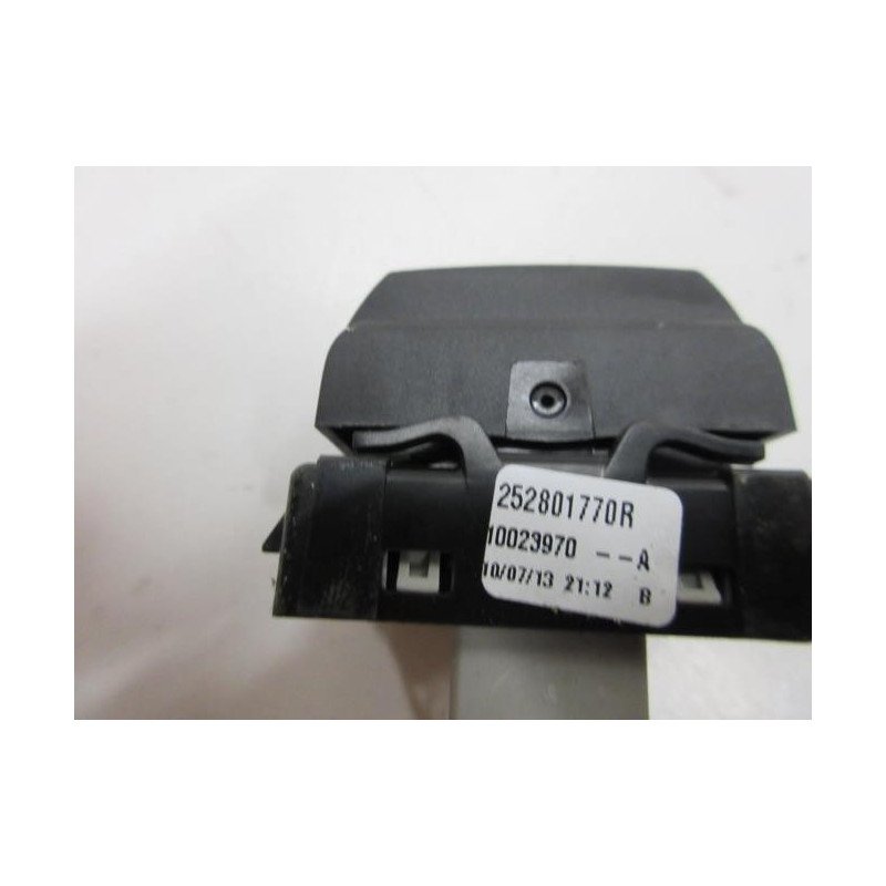 Bouton/interrupteur Renault Zoe 1 (1)