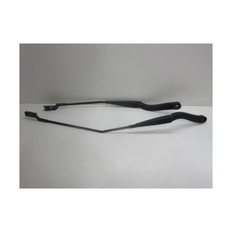 Balais Essuie Glace Avant Opel Vivaro 2 (1)