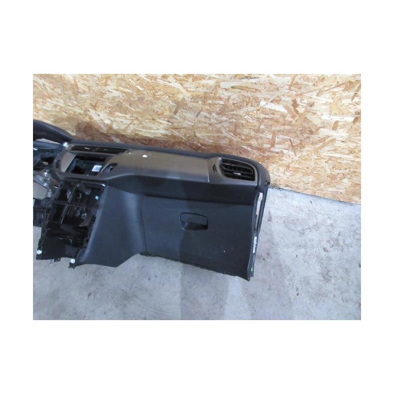 Tableau De Bord Citroen C3 2 Phase 2 (1)