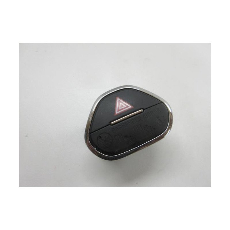 Bouton De Warning Opel Corsa E (1)