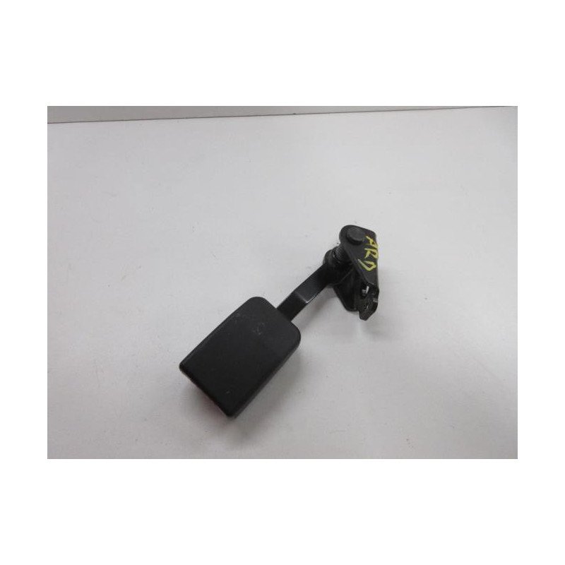 Attache Ceinture Arriere Droit Peugeot 307 Phase 1 Cabriolet (1)