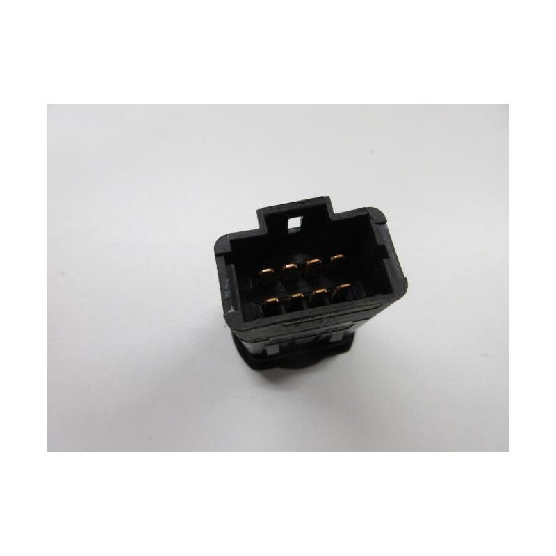 Bouton De Warning Dacia Sandero 1 (1)