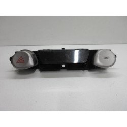 Bouton De Warning Hyundai I 20 1 Phase 1 (2)