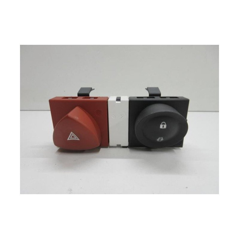 Bouton De Warning Renault Megane 2 Phase 2 (1)