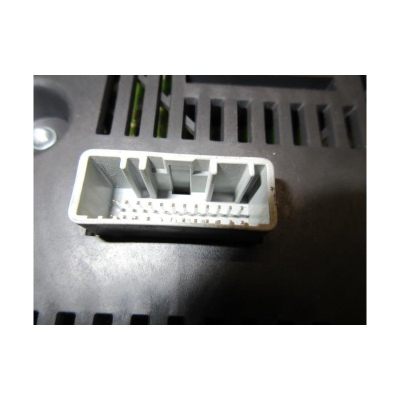 Compteur Renault Scenic 3 Phase 1 (1)
