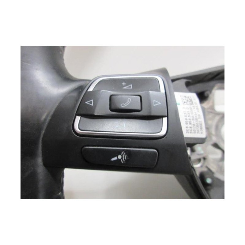 Volant Volkswagen Passat 6 Break (1)