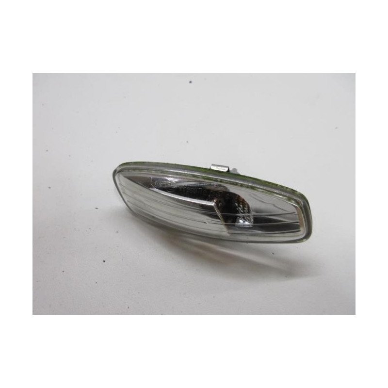 Repetiteur Clignotant Avant Droit  (feux) Peugeot 207 Phase 2 (1)