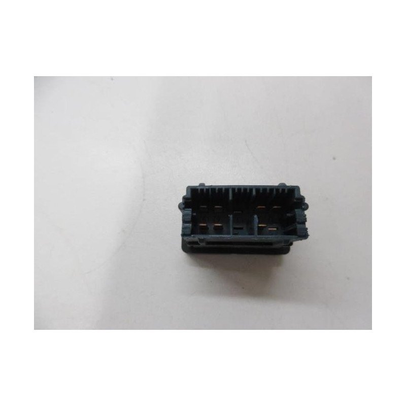 Bouton/interrupteur Citroen Xsara Phase 1 (1)