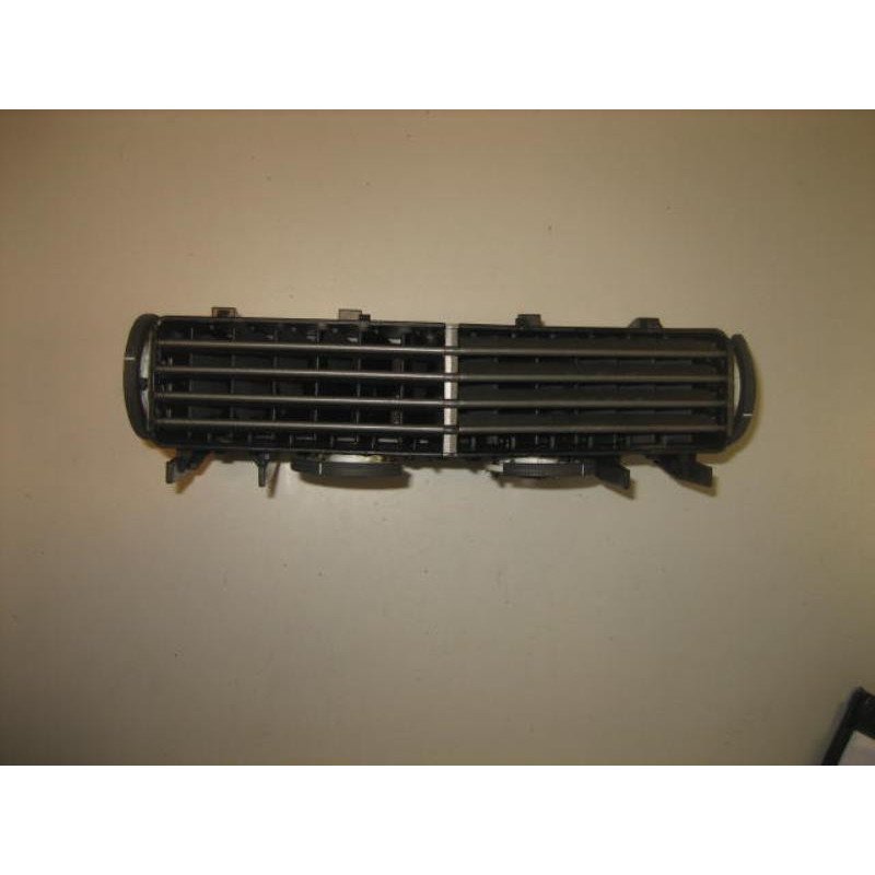 Aerateur Tableau De Bord Opel Astra H Phase 1 (1)