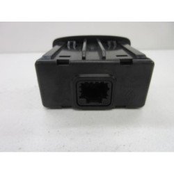 Prise Port Usb Renault Grand Scenic 3 Phase 1 (1)