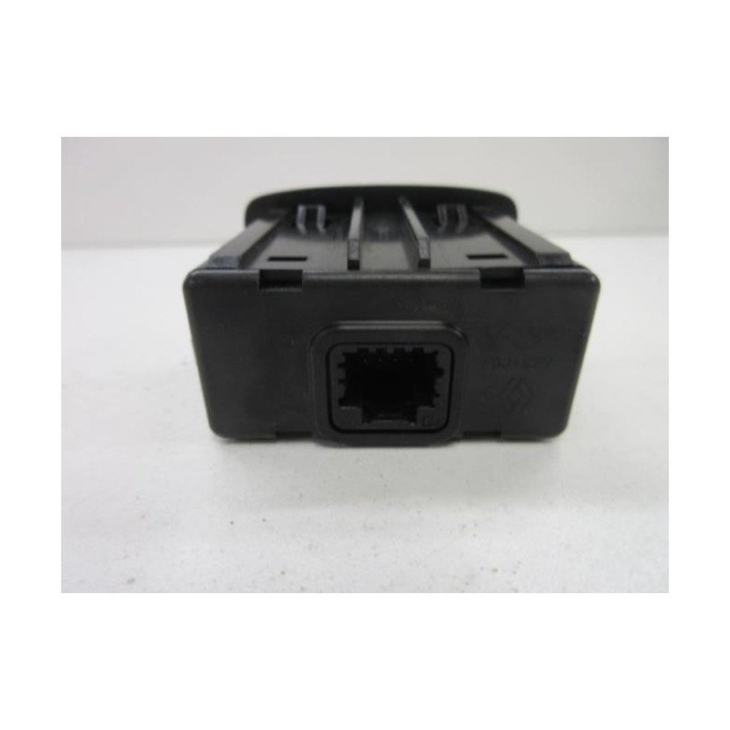 Prise Port Usb Renault Grand Scenic 3 Phase 1 (1)