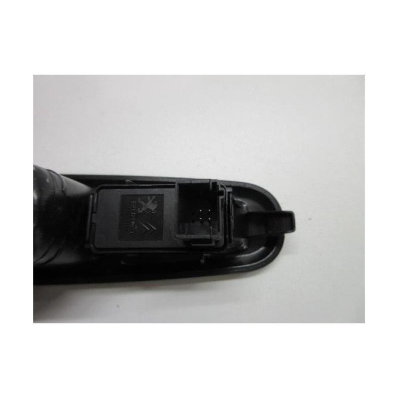 Interrupteur De Leve Vitre Arriere Droit Peugeot 3008 1 Phase 1 (1)