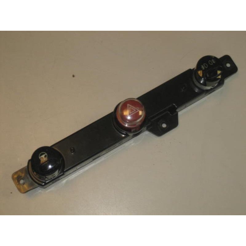 Bouton De Warning Fiat 500 2 Phase 1 (1)