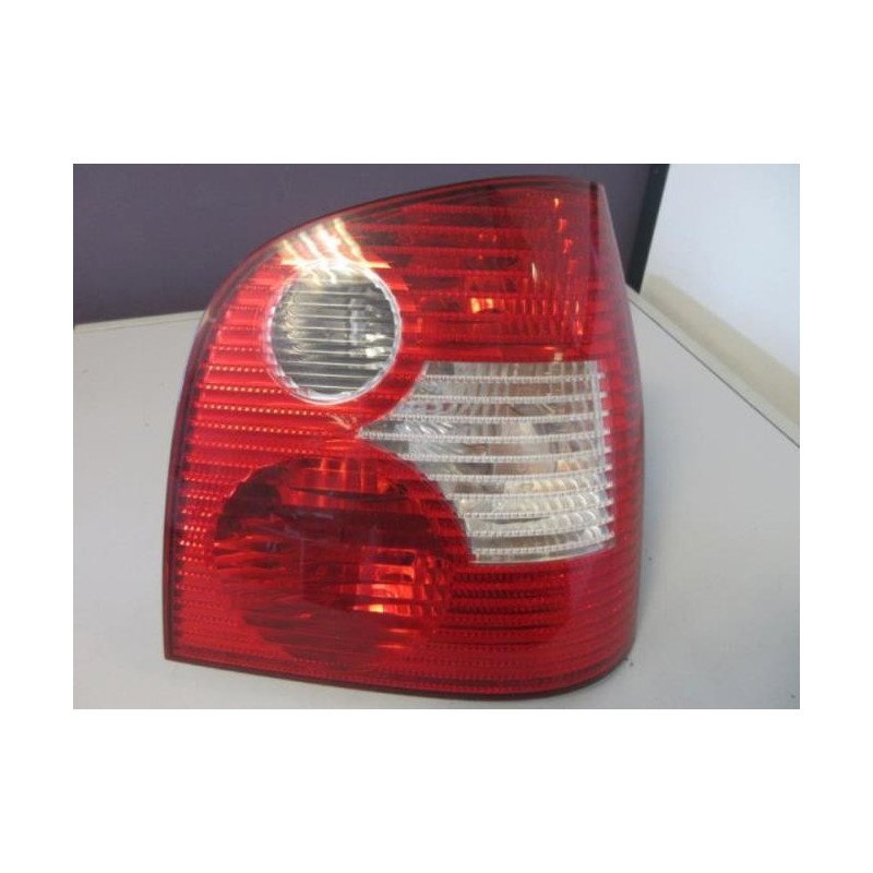 Feu Arriere Principal Droit (feux) Volkswagen Polo 4 Phase 1 (1)