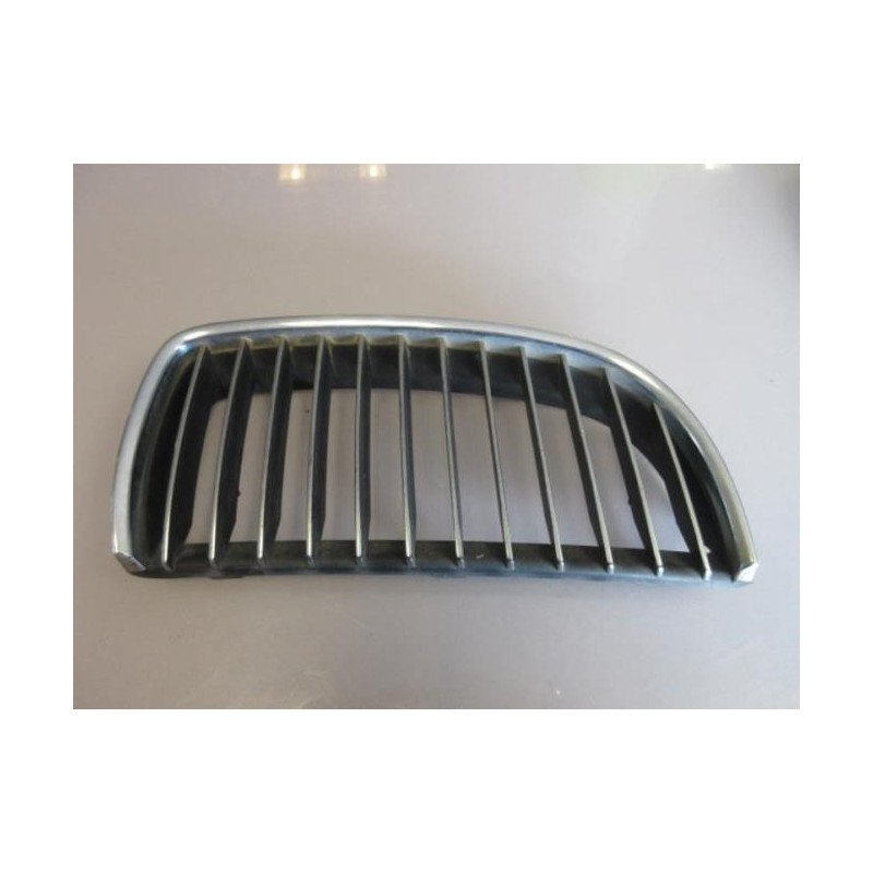 Grille De Calandre Gauche Bmw Serie 3 E90 Phase 1 (1)